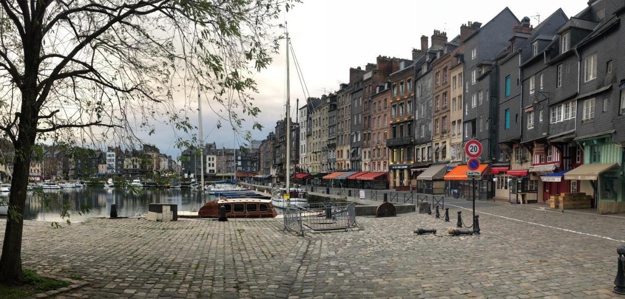 Cote Pecheur Honfleur Bed & Breakfast Exterior photo